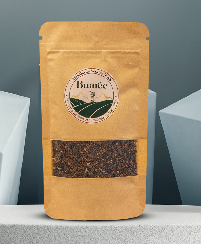 Himalayan sesame seeds are rich in antioxidants, vitamins, and minerals, supporting heart health, digestion, and bone strength. Their anti-inflammatory properties promote skin and hair health, while their nutrient profile supports overall well-being and vitality.